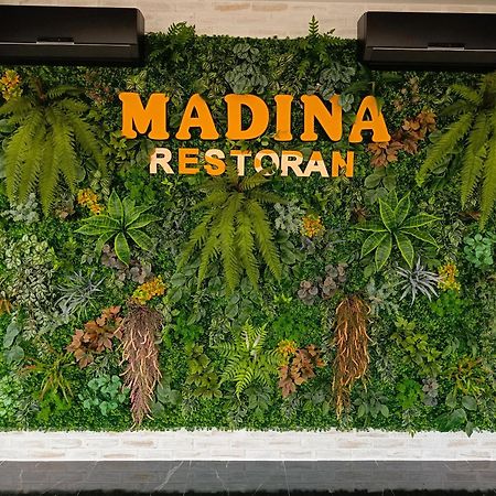 Madina-Zamzam Halal Hotels Group Баку Екстер'єр фото