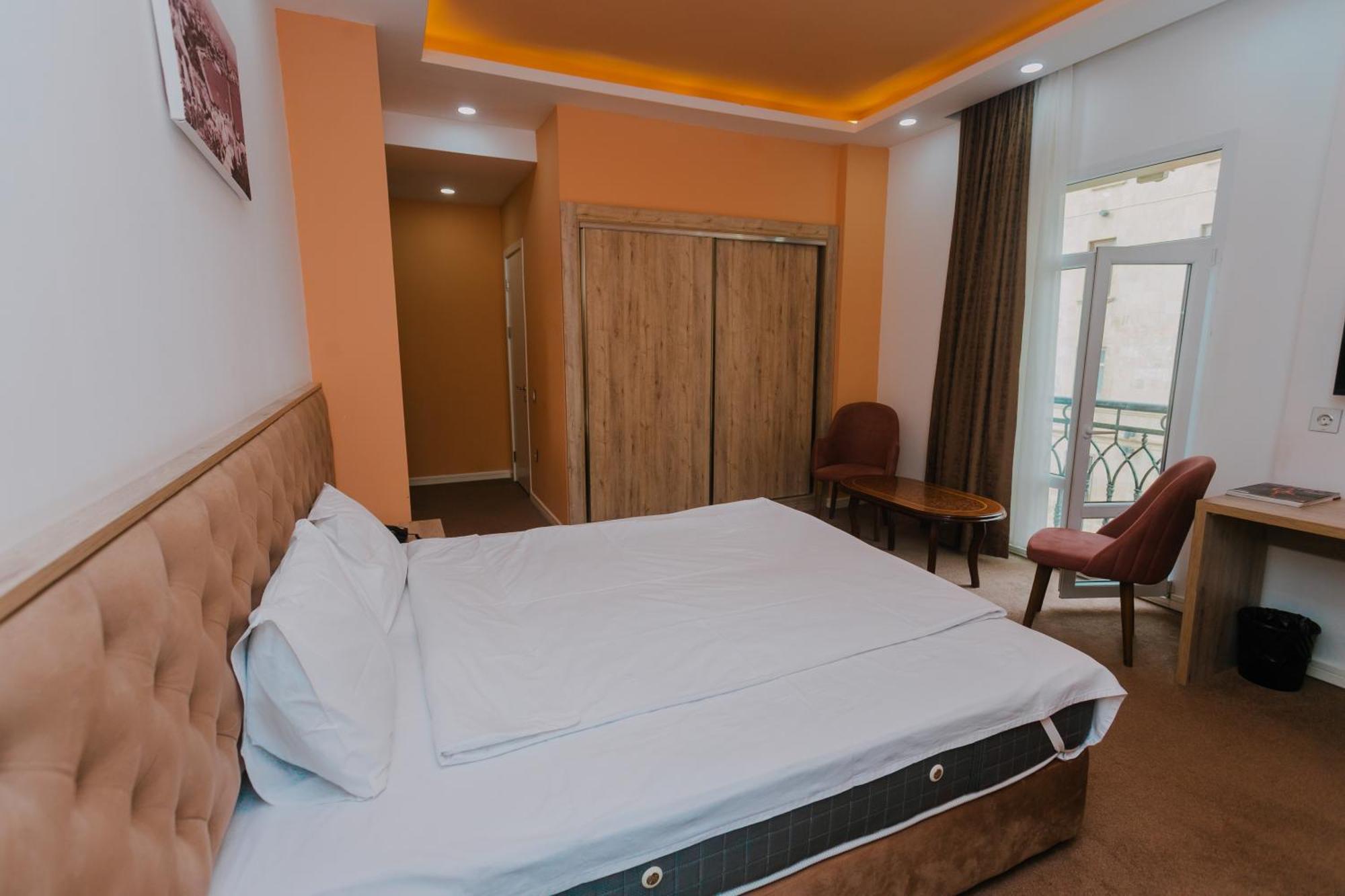 Madina-Zamzam Halal Hotels Group Баку Екстер'єр фото