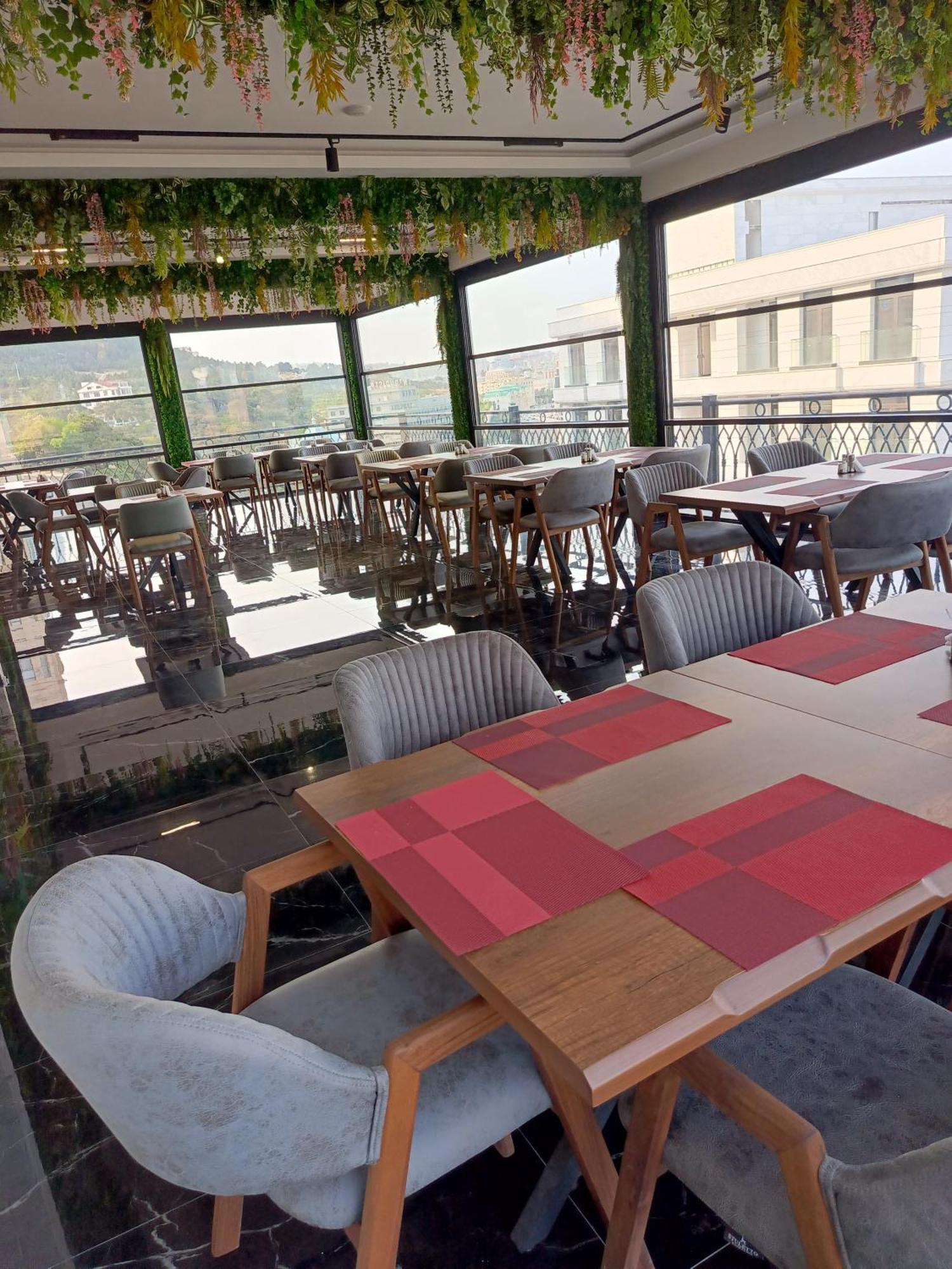 Madina-Zamzam Halal Hotels Group Баку Екстер'єр фото